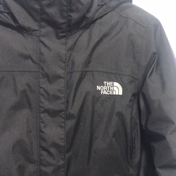 Northface waterproof jacket - Picture 2 of 9